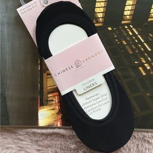 Chinese Laundry invisible liners 2 black